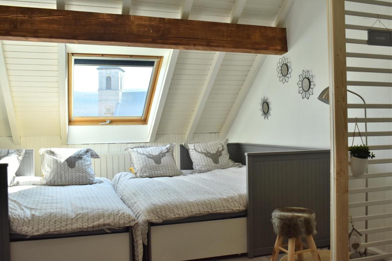 Charmant Studio, Le Petit Gris Des Montagnes Mouthe Zewnętrze zdjęcie