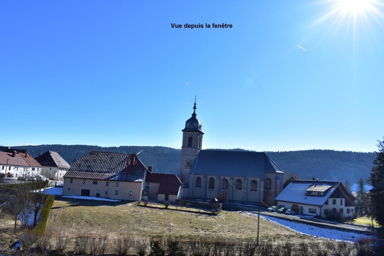Charmant Studio, Le Petit Gris Des Montagnes Mouthe Zewnętrze zdjęcie